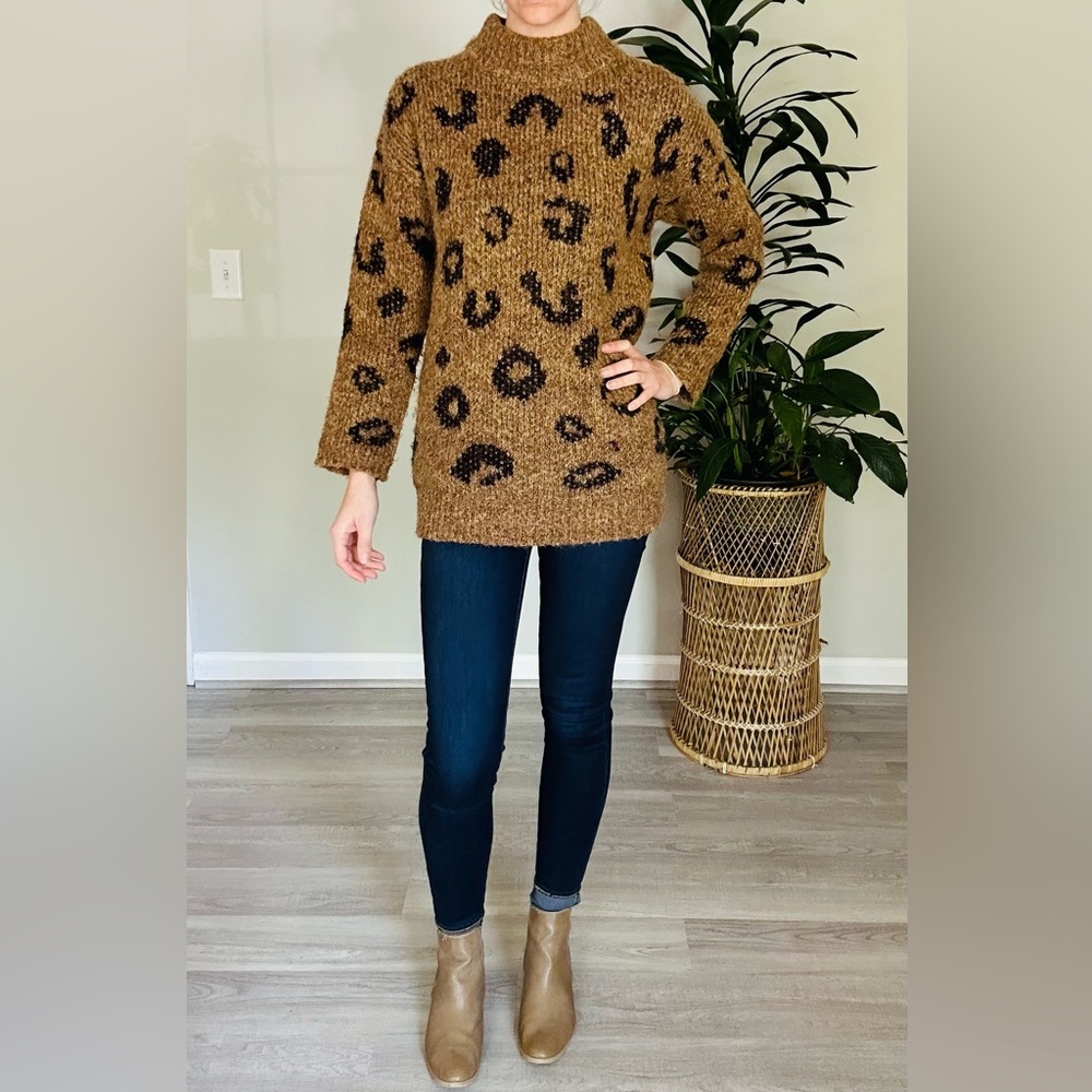 Leopard print sweater